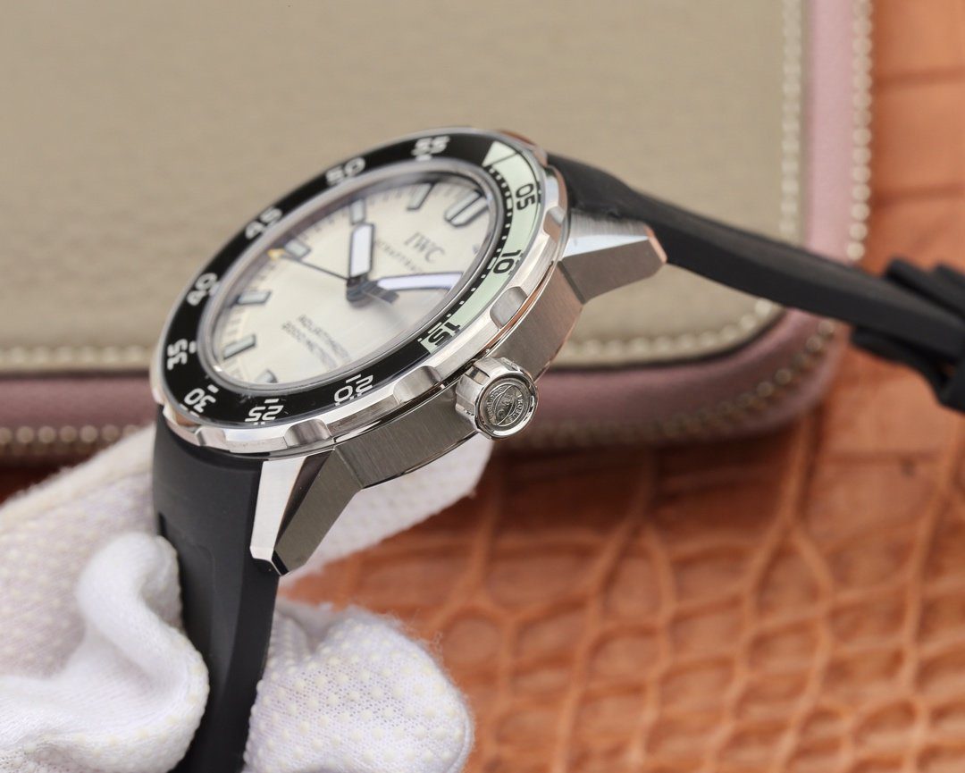 b7d76159f162e4d6a5c226712893a8a3_1700034966_008.jpg b7d76159f162e4d6a5c226712893a8a3_1700034966_008.jpg