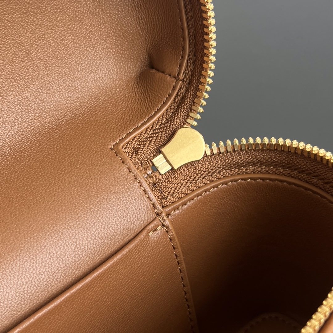 0298562e71f0476070b65c96086ed061_1718534007_4821.jpg 0298562e71f0476070b65c96086ed061_1718534007_4821.jpg