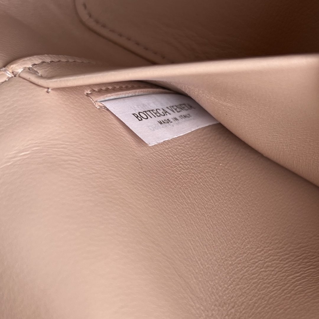 0298562e71f0476070b65c96086ed061_1718534105_1695.jpg 0298562e71f0476070b65c96086ed061_1718534105_1695.jpg