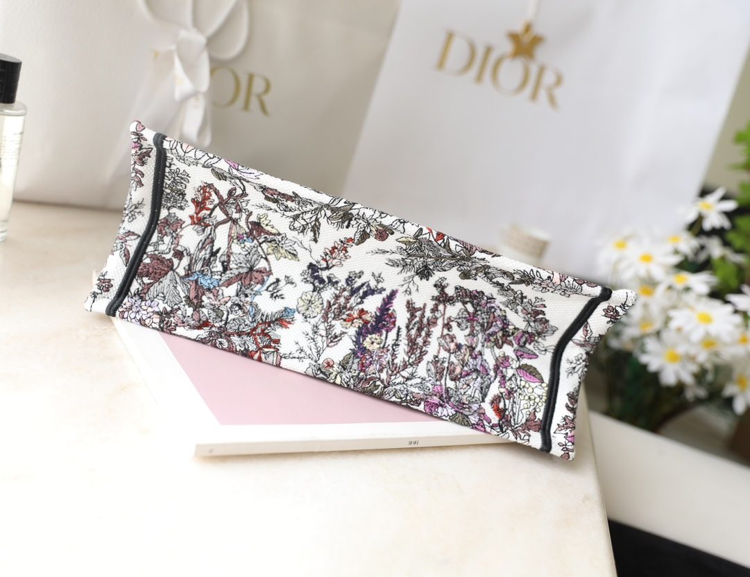 223d13fe7c9b28fe16ffab9fb77a175a_1718210072_7993.jpg 223d13fe7c9b28fe16ffab9fb77a175a_1718210072_7993.jpg