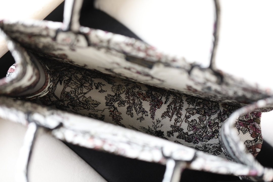 223d13fe7c9b28fe16ffab9fb77a175a_1718210073_8187.jpg 223d13fe7c9b28fe16ffab9fb77a175a_1718210073_8187.jpg