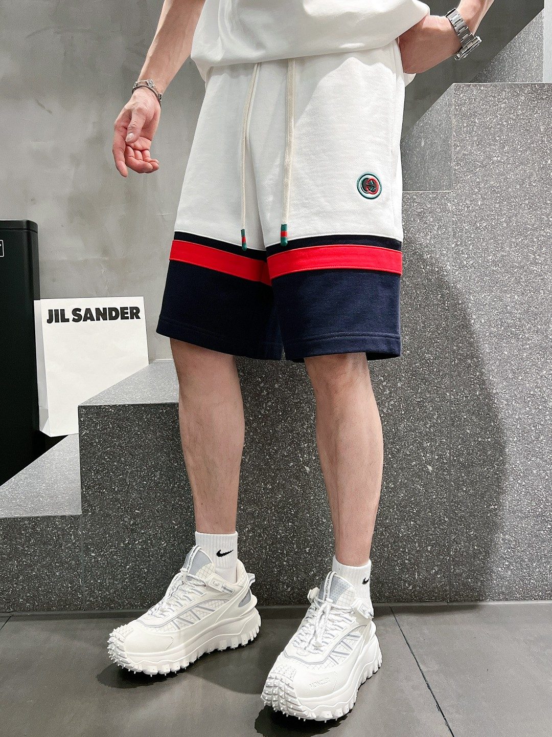 ffaefae07b9188d0ff5631bf2c7d5520_1717726577_1773.jpg ffaefae07b9188d0ff5631bf2c7d5520_1717726577_1773.jpg