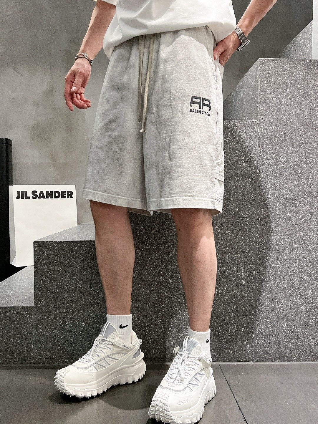 ffaefae07b9188d0ff5631bf2c7d5520_1717726728_2634.jpg ffaefae07b9188d0ff5631bf2c7d5520_1717726728_2634.jpg