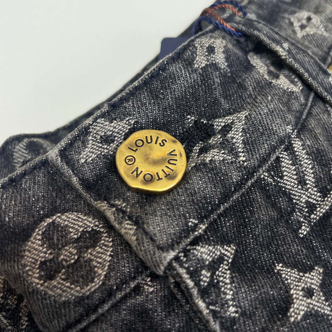 d9757efc5d963bd3f6ab88aab8b0d553_1720057065_5905.jpeg d9757efc5d963bd3f6ab88aab8b0d553_1720057065_5905.jpeg