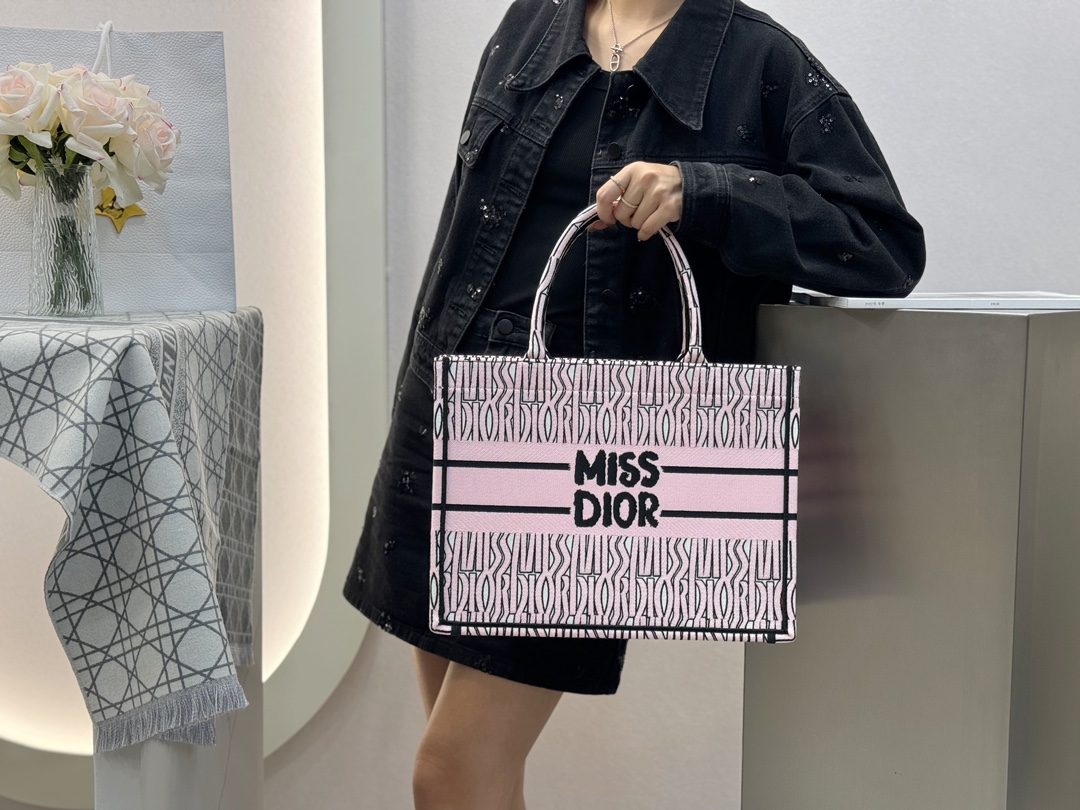 03a89ac0529a91454da83ff0405c2369_1722576808_3774.jpg 03a89ac0529a91454da83ff0405c2369_1722576808_3774.jpg