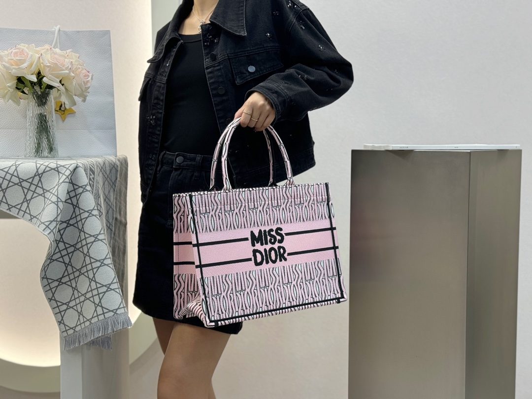 03a89ac0529a91454da83ff0405c2369_1722576811_9142.jpg 03a89ac0529a91454da83ff0405c2369_1722576811_9142.jpg