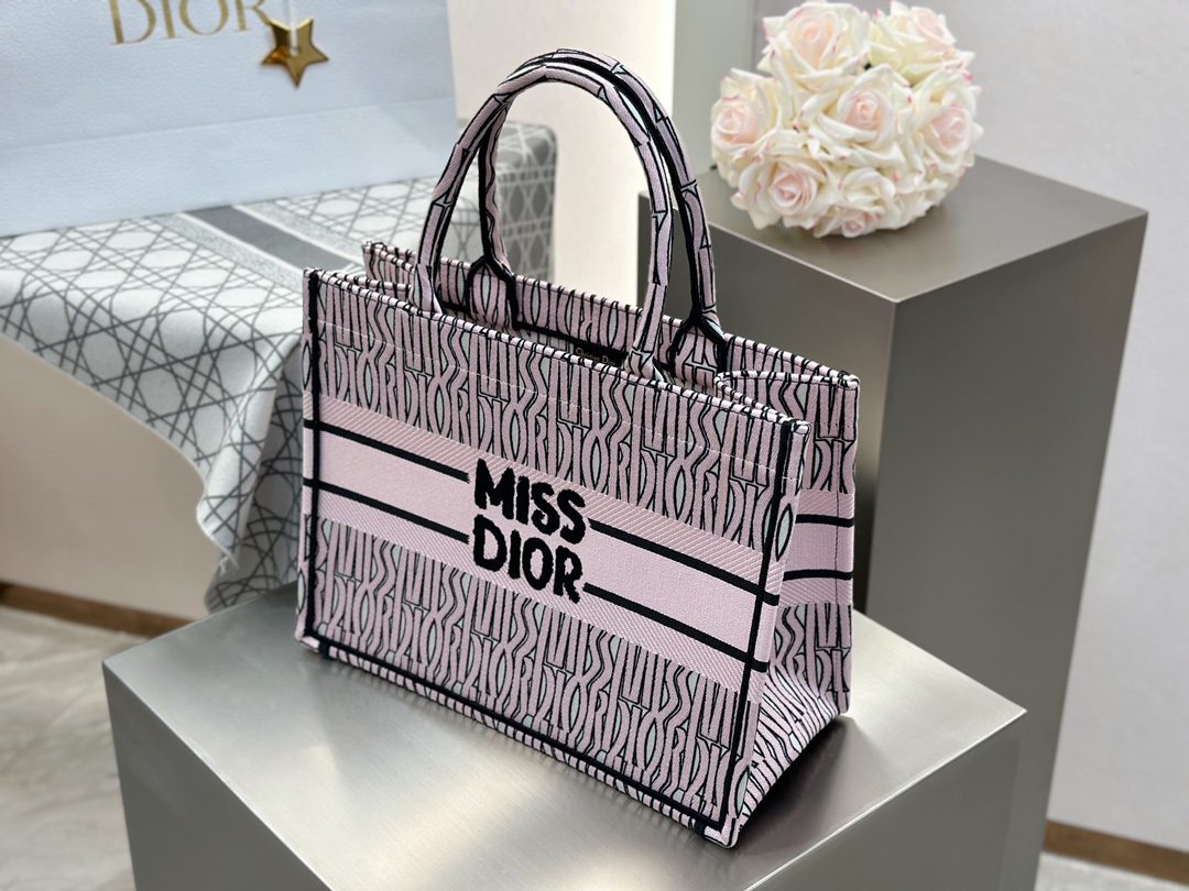 03a89ac0529a91454da83ff0405c2369_1722576829_1921.jpg 03a89ac0529a91454da83ff0405c2369_1722576829_1921.jpg