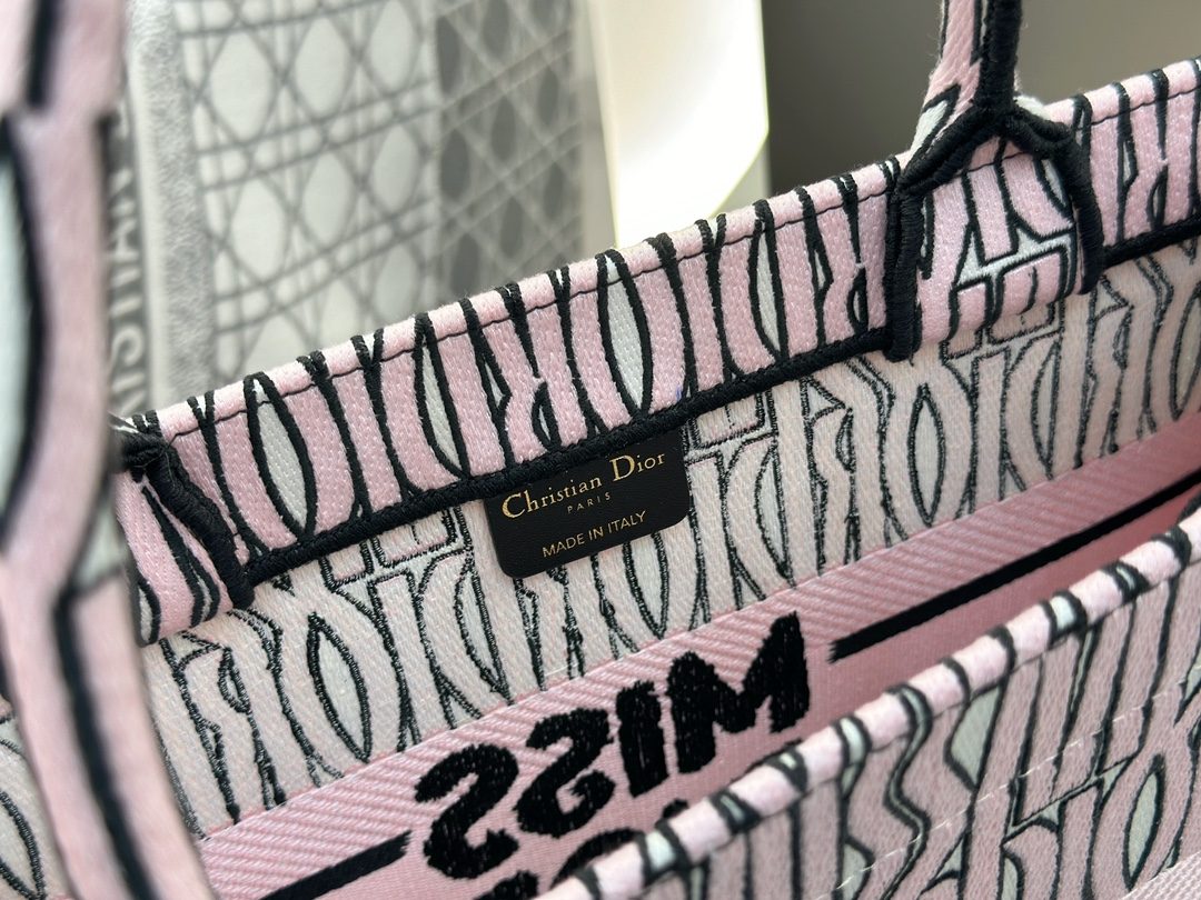 03a89ac0529a91454da83ff0405c2369_1722576844_7797.jpg 03a89ac0529a91454da83ff0405c2369_1722576844_7797.jpg