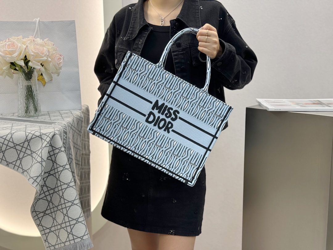 03a89ac0529a91454da83ff0405c2369_1722576904_8805.jpg 03a89ac0529a91454da83ff0405c2369_1722576904_8805.jpg