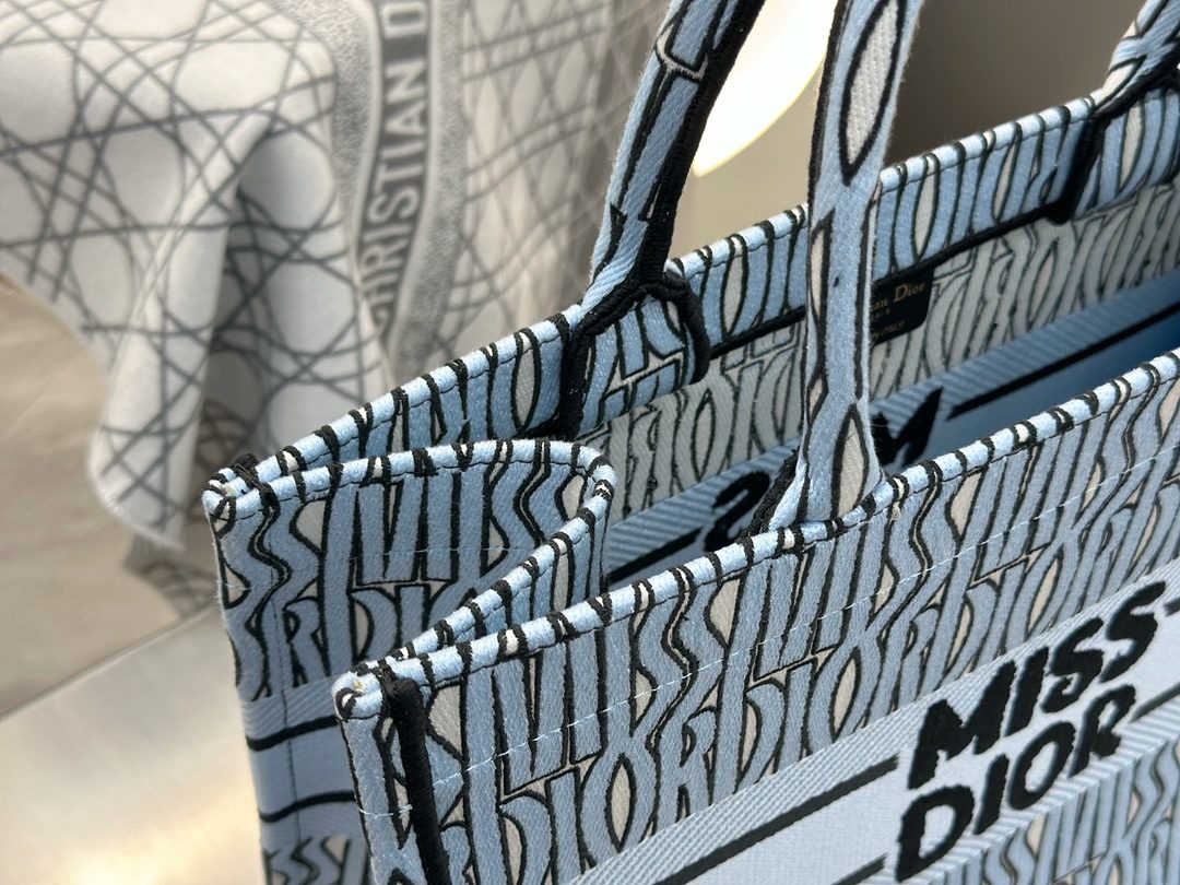 03a89ac0529a91454da83ff0405c2369_1722576936_9297.jpg 03a89ac0529a91454da83ff0405c2369_1722576936_9297.jpg