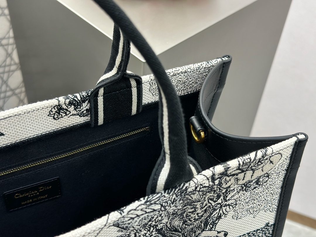 660dbc1c8566fad31d309448d49c0315_1723168315_7395.jpg 660dbc1c8566fad31d309448d49c0315_1723168315_7395.jpg