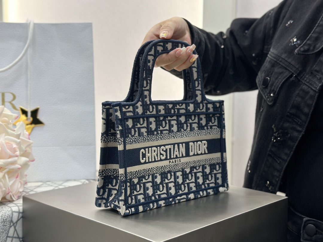 2001a8128632bf22df27c65d4dca71ec_1725377061_9636.jpg 2001a8128632bf22df27c65d4dca71ec_1725377061_9636.jpg