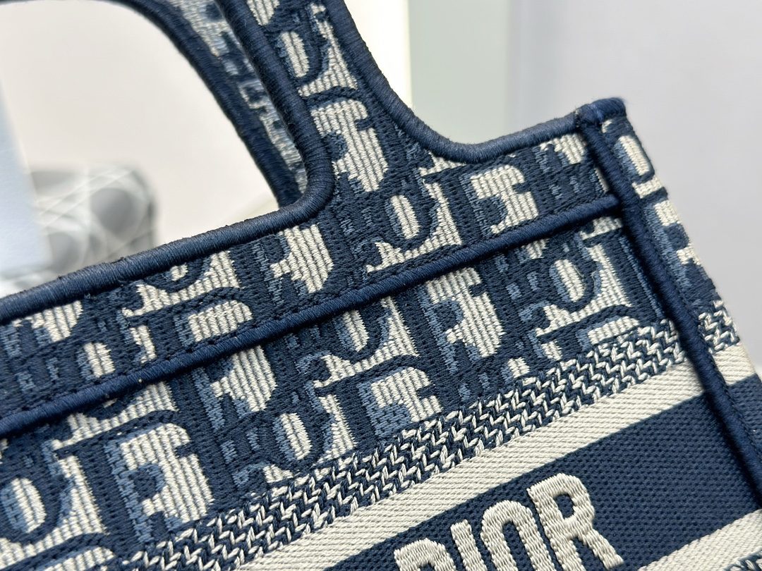 2001a8128632bf22df27c65d4dca71ec_1725377085_2735.jpg 2001a8128632bf22df27c65d4dca71ec_1725377085_2735.jpg