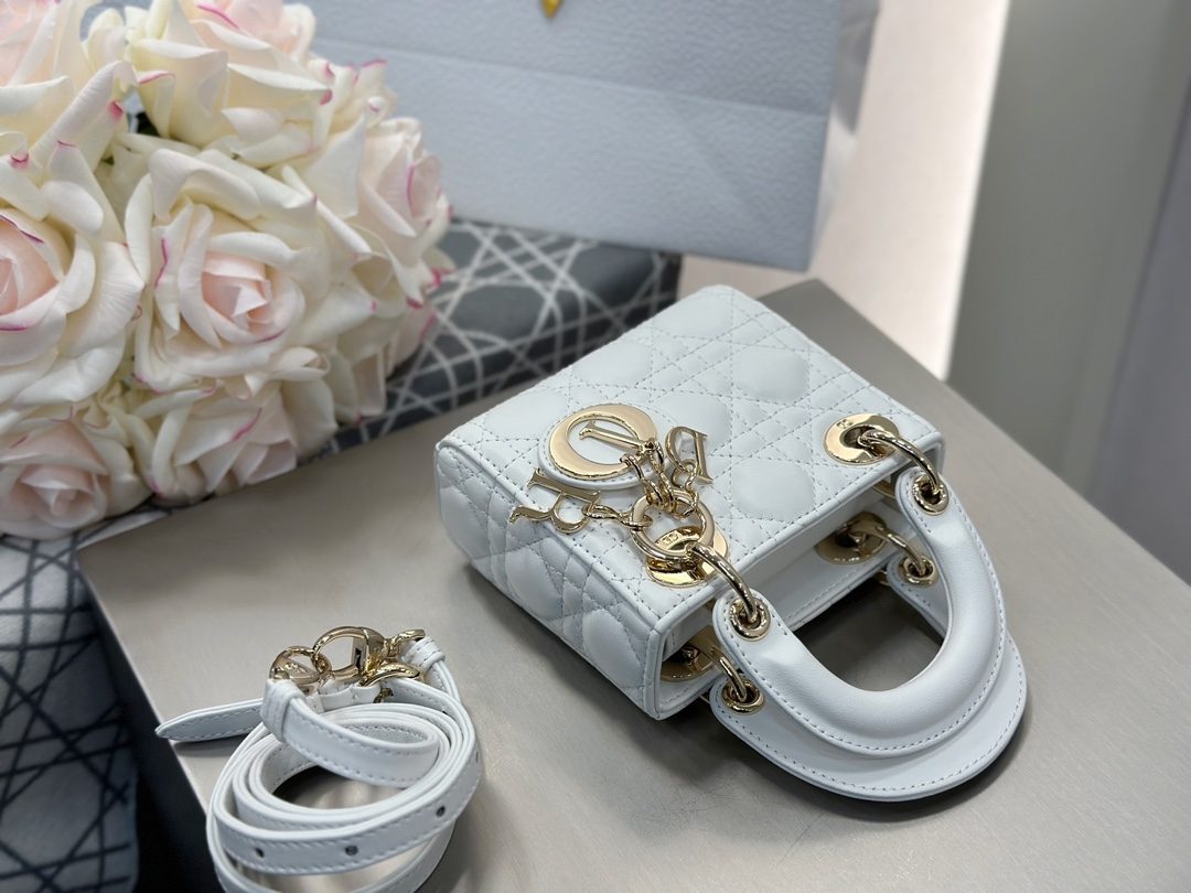 2001a8128632bf22df27c65d4dca71ec_1725377351_3236.jpg 2001a8128632bf22df27c65d4dca71ec_1725377351_3236.jpg