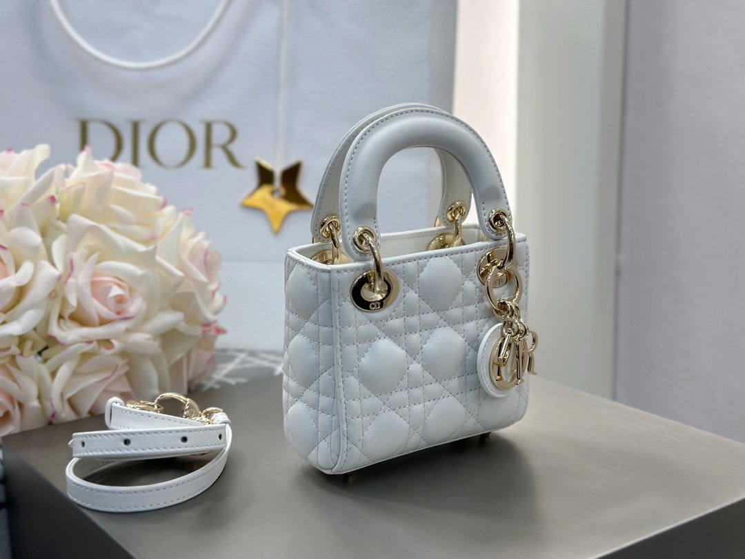 2001a8128632bf22df27c65d4dca71ec_1725377352_4655.jpg 2001a8128632bf22df27c65d4dca71ec_1725377352_4655.jpg