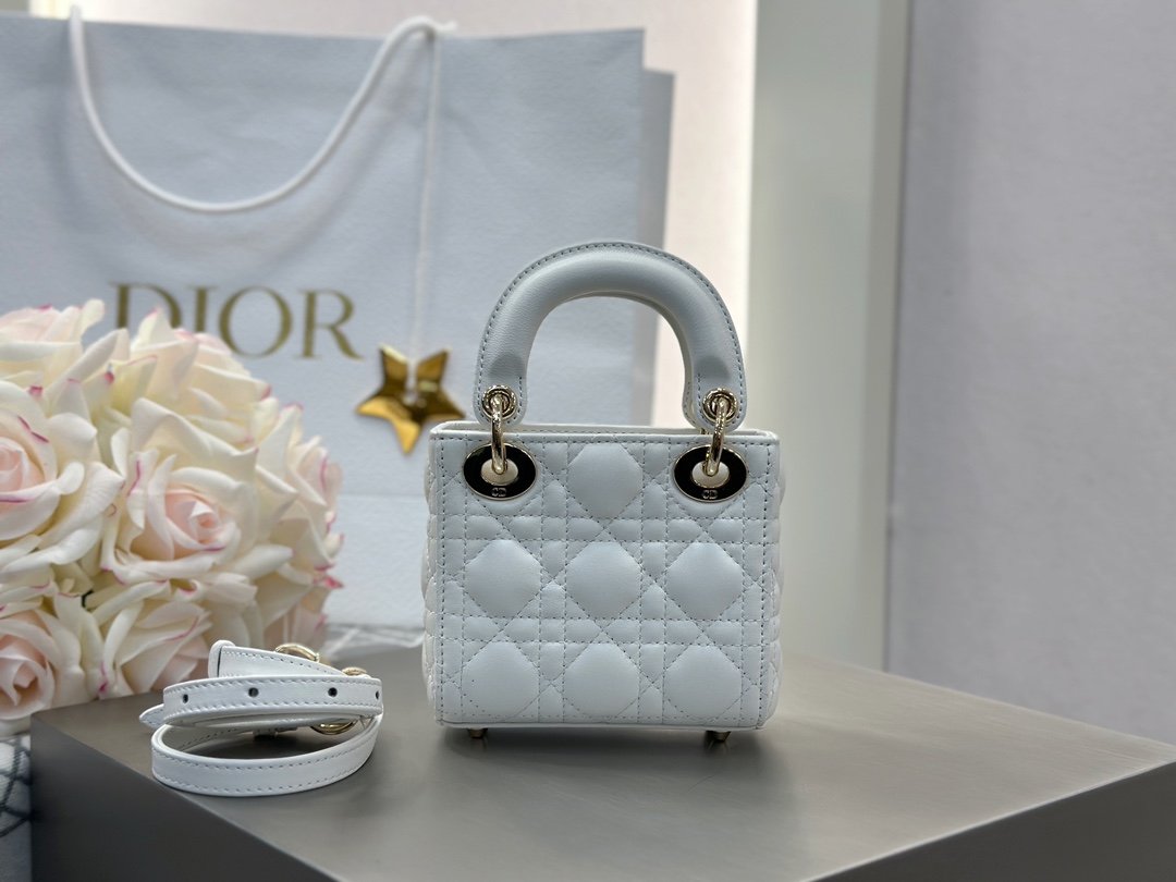 2001a8128632bf22df27c65d4dca71ec_1725377353_944.jpg 2001a8128632bf22df27c65d4dca71ec_1725377353_944.jpg