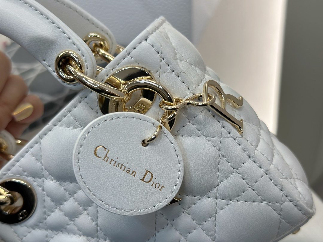 2001a8128632bf22df27c65d4dca71ec_1725377367_0242.jpg 2001a8128632bf22df27c65d4dca71ec_1725377367_0242.jpg