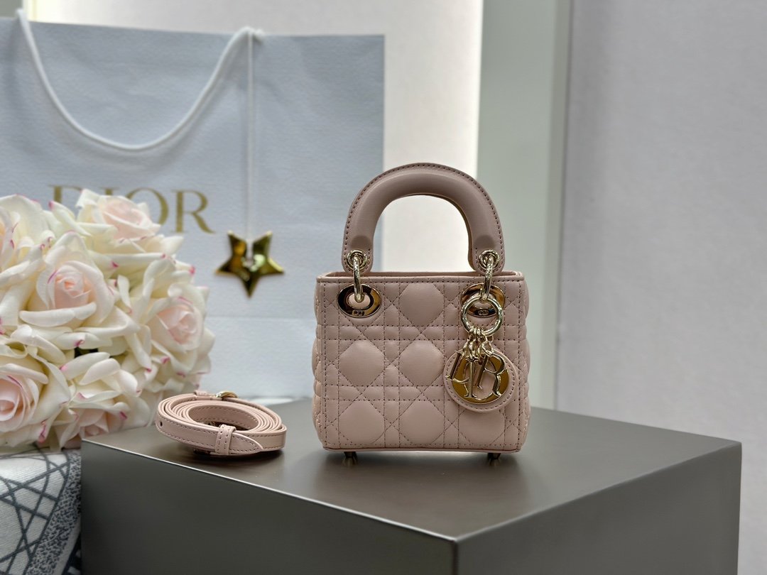 2001a8128632bf22df27c65d4dca71ec_1725377400_5011.jpg 2001a8128632bf22df27c65d4dca71ec_1725377400_5011.jpg