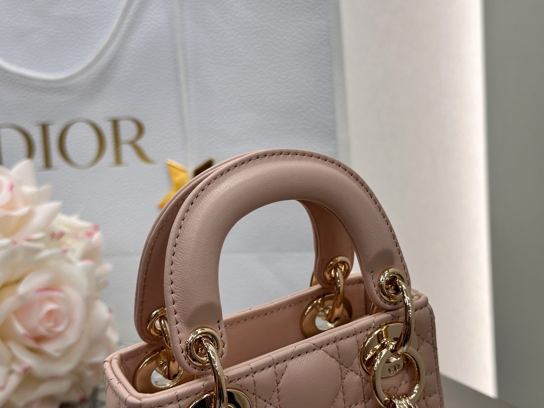 2001a8128632bf22df27c65d4dca71ec_1725377417_135.jpg 2001a8128632bf22df27c65d4dca71ec_1725377417_135.jpg