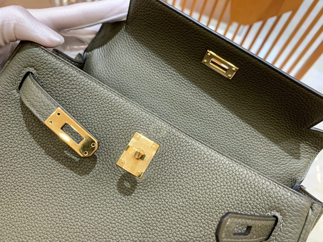 0bc98fe396b5be183f64890cc900841a_1733710338_2487.jpg 0bc98fe396b5be183f64890cc900841a_1733710338_2487.jpg