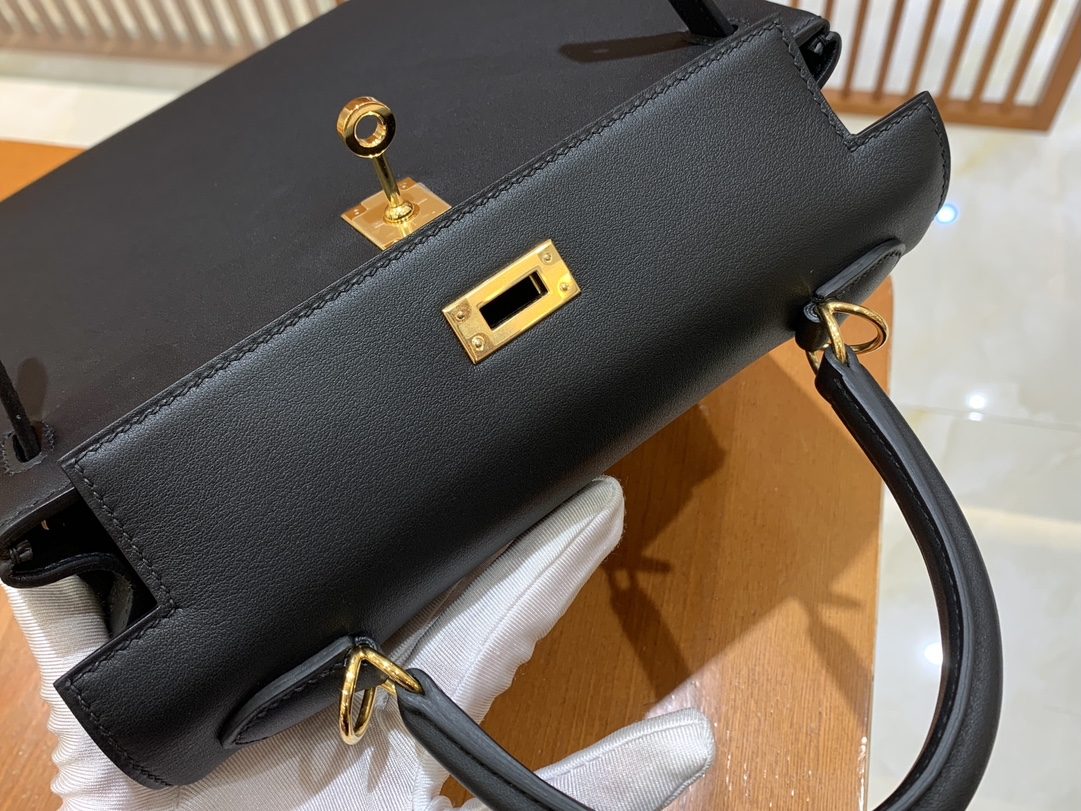 0bc98fe396b5be183f64890cc900841a_1733711223_6199.jpg 0bc98fe396b5be183f64890cc900841a_1733711223_6199.jpg