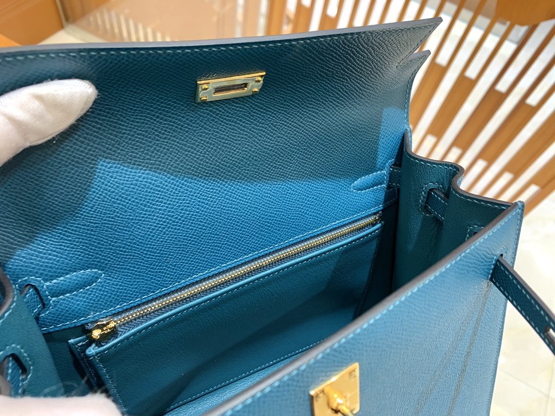 0bc98fe396b5be183f64890cc900841a_1733720451_7741.jpg 0bc98fe396b5be183f64890cc900841a_1733720451_7741.jpg