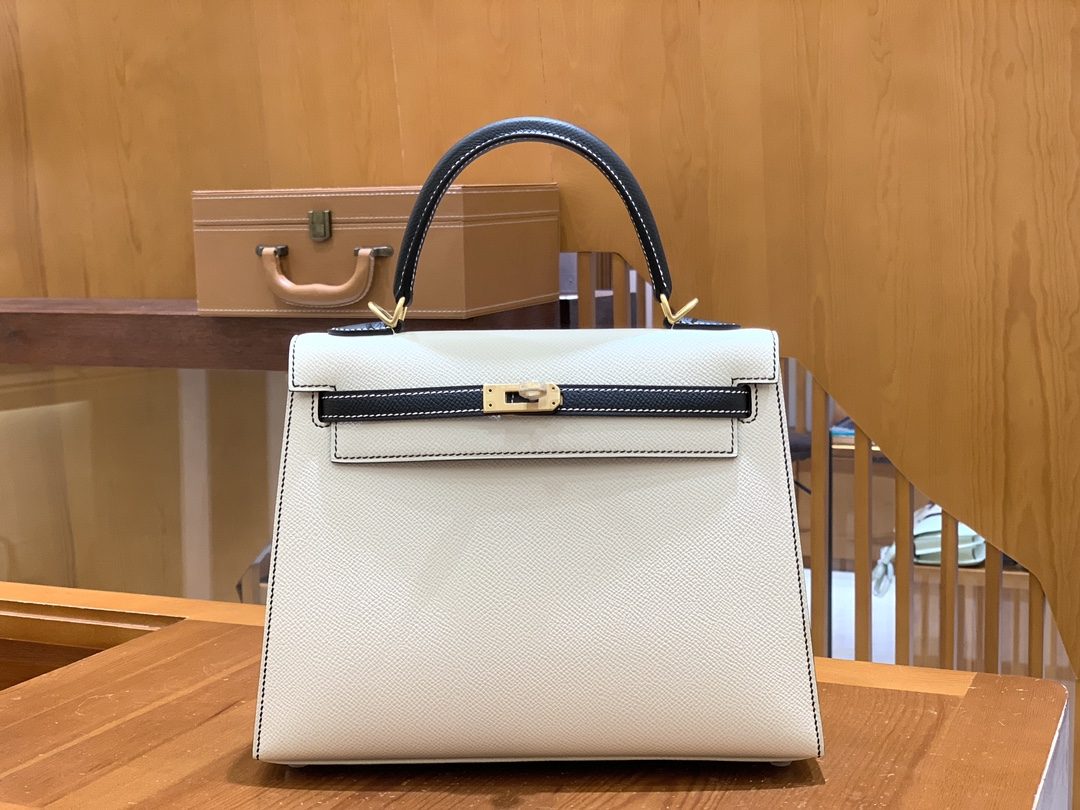 f7ca53be3cb95a54711d9d1e9c6687de_1735196263_2119.jpg f7ca53be3cb95a54711d9d1e9c6687de_1735196263_2119.jpg