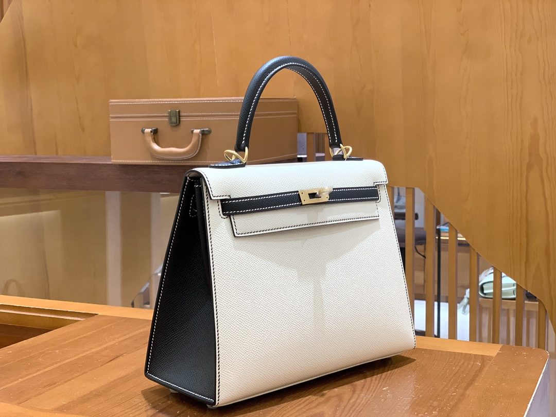 f7ca53be3cb95a54711d9d1e9c6687de_1735196268_4014.jpg f7ca53be3cb95a54711d9d1e9c6687de_1735196268_4014.jpg