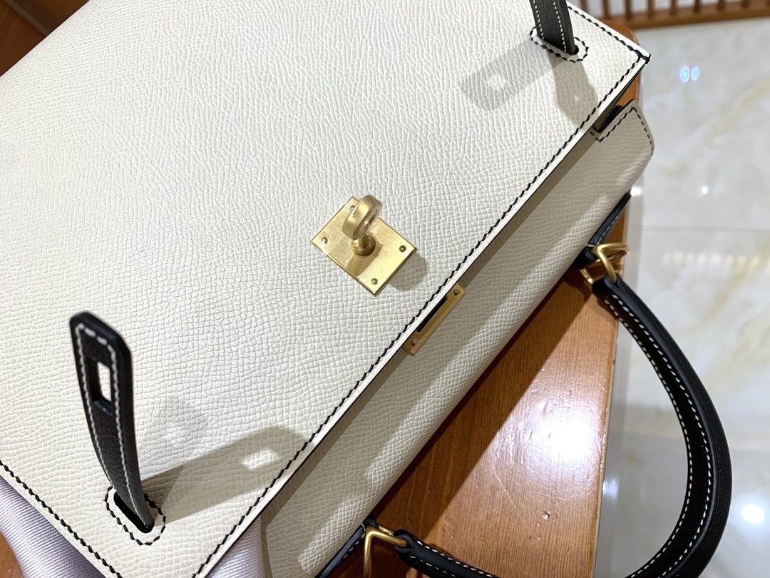 f7ca53be3cb95a54711d9d1e9c6687de_1735196285_2956.jpg f7ca53be3cb95a54711d9d1e9c6687de_1735196285_2956.jpg