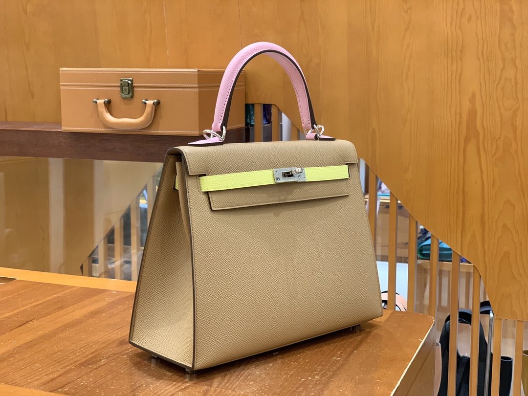 f7ca53be3cb95a54711d9d1e9c6687de_1735198899_8607.jpg f7ca53be3cb95a54711d9d1e9c6687de_1735198899_8607.jpg