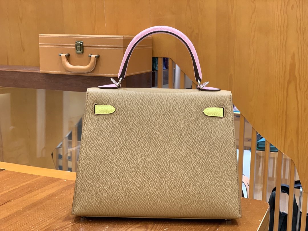 f7ca53be3cb95a54711d9d1e9c6687de_1735198902_8623.jpg f7ca53be3cb95a54711d9d1e9c6687de_1735198902_8623.jpg