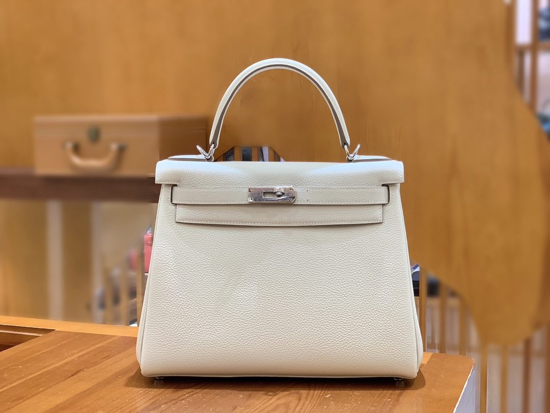 f7ca53be3cb95a54711d9d1e9c6687de_1735277498_7191.jpg f7ca53be3cb95a54711d9d1e9c6687de_1735277498_7191.jpg