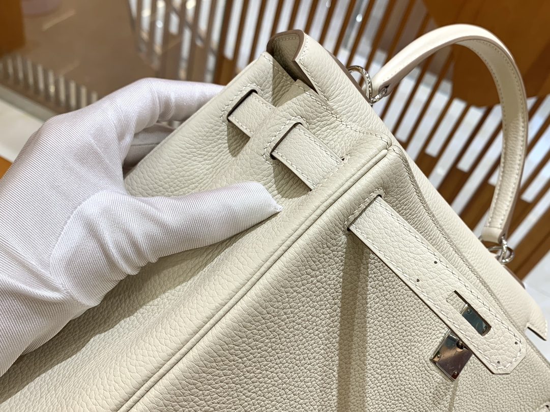 f7ca53be3cb95a54711d9d1e9c6687de_1735277505_2219.jpg f7ca53be3cb95a54711d9d1e9c6687de_1735277505_2219.jpg