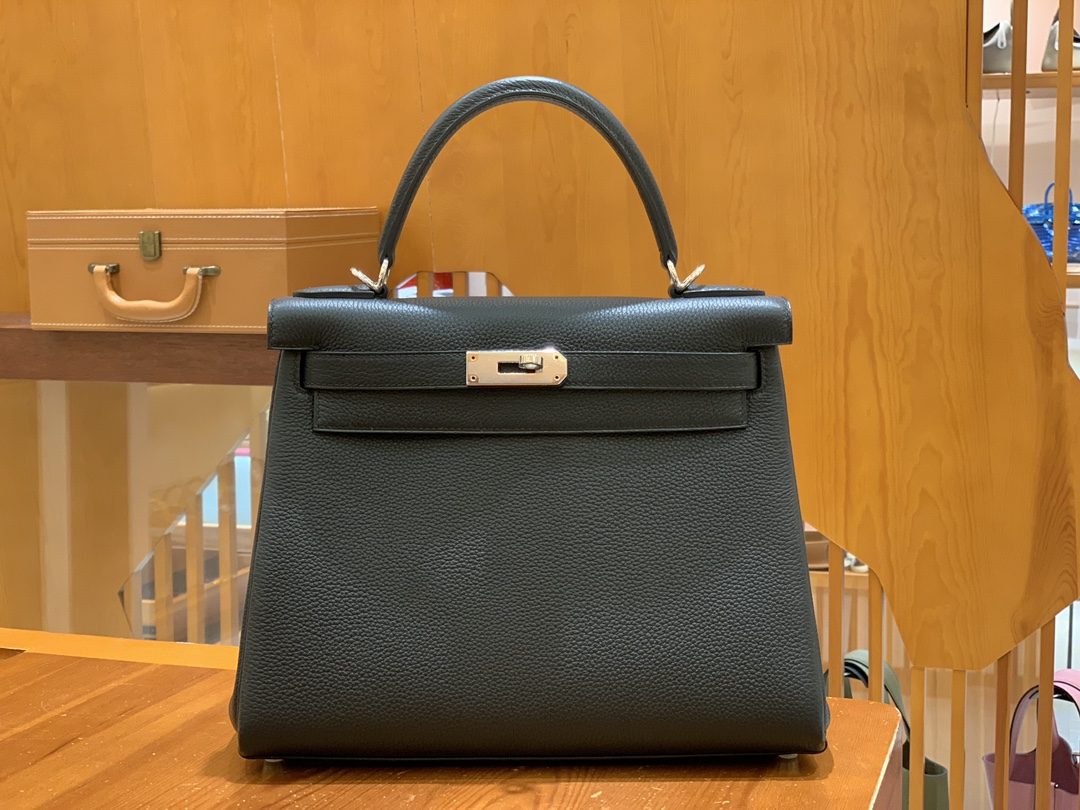 f7ca53be3cb95a54711d9d1e9c6687de_1735278897_143.jpg f7ca53be3cb95a54711d9d1e9c6687de_1735278897_143.jpg