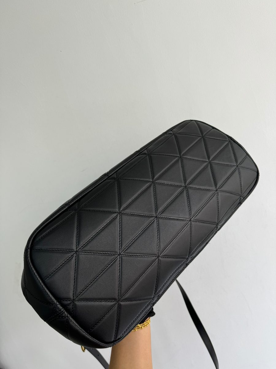 c6849829b3ce3de4d0f6594e79941e77_1739952466_4698.jpg c6849829b3ce3de4d0f6594e79941e77_1739952466_4698.jpg