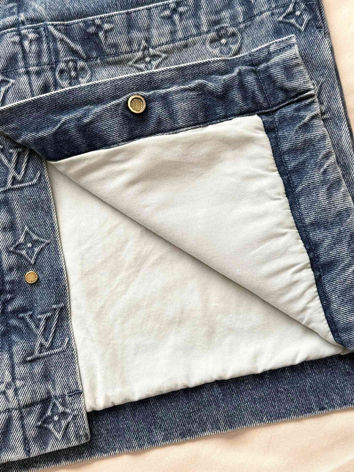 ac01a3c1f354b95f1ed89cf024899f6e_1752654875_7282.jpg ac01a3c1f354b95f1ed89cf024899f6e_1752654875_7282.jpg