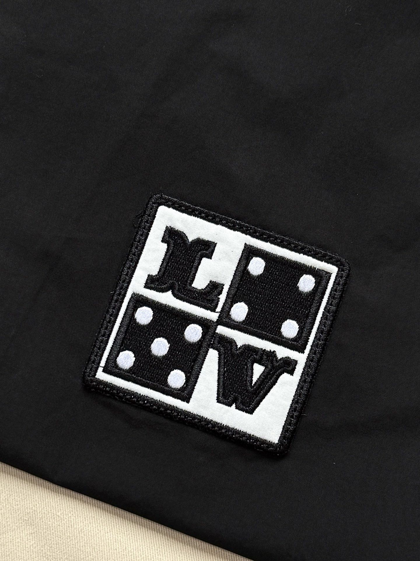 ac01a3c1f354b95f1ed89cf024899f6e_1752738811_8504.jpg ac01a3c1f354b95f1ed89cf024899f6e_1752738811_8504.jpg