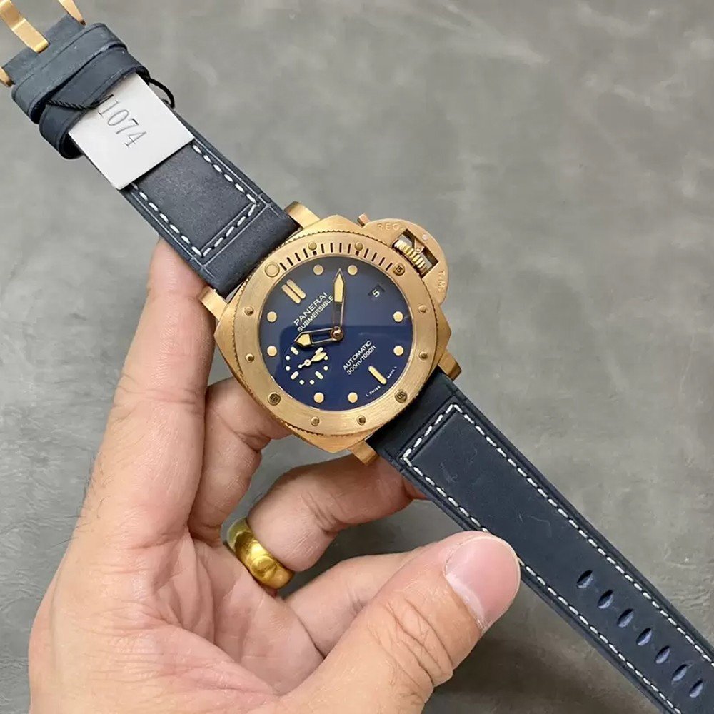 파네라이 섭머저블 브론즈 블루 다이얼 42mm PAM01074