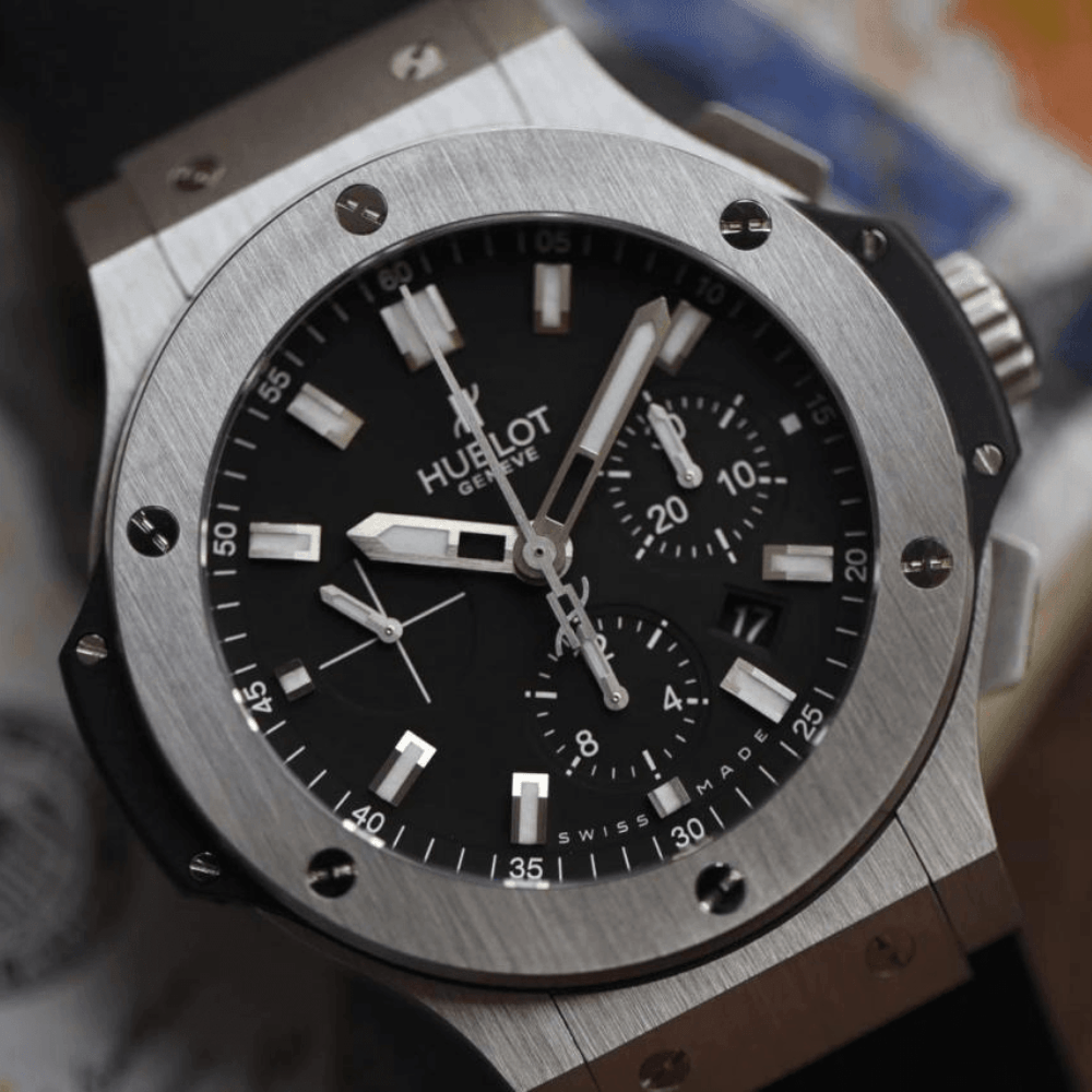 위블로 빅뱅 크로노그래프 에볼루션 블랙 다이얼 러버 스트랩 44mm 301.SX.1170.RX