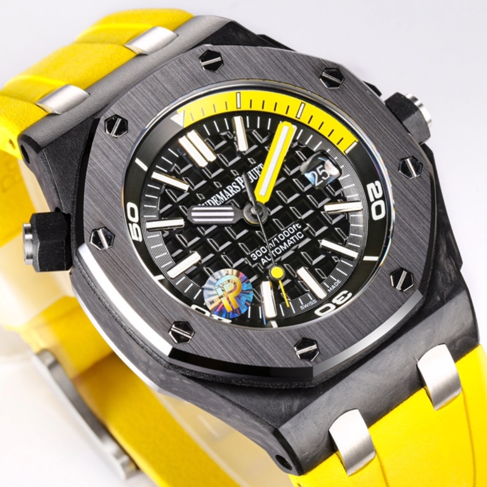 오데마피게 로얄오크 오프쇼어 다이버 블랙 다이얼 세라믹 옐로우 러버 스트랩 42mm 15706AU