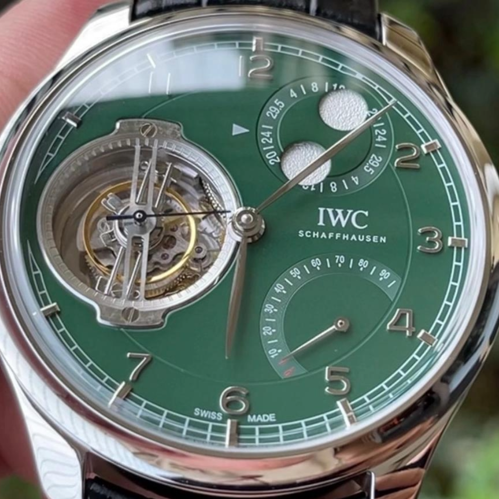 IWC 포르투기저 콘스탄트 파워 투르비옹