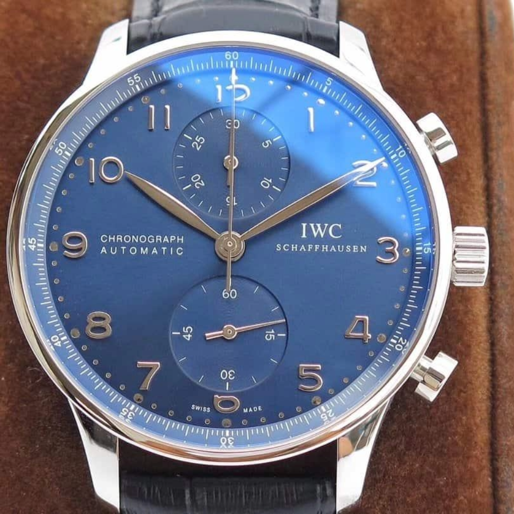 IWC 포르투기저 크로노그래프 화이트골드 블루 다이얼 레더 스트랩 41mm IW371491