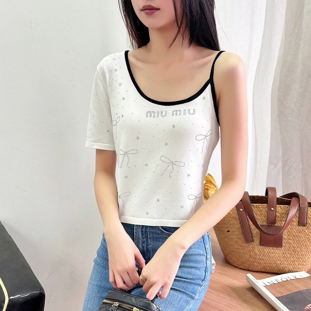 미우미우 24SS 듀티 드릴 니트 반소매 화이트