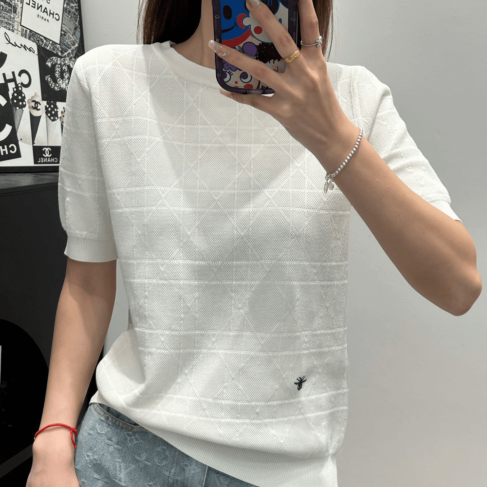 디올 24SS 까나쥬 벌 자수로고 니트 반팔 화이트