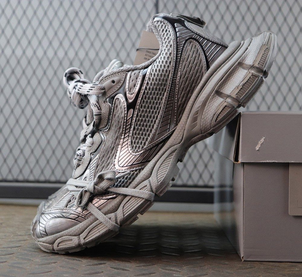 발렌시아가 3XL 스니커즈 에그쉘 더티 그레이