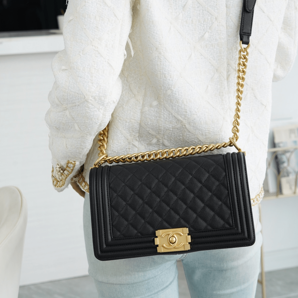 팬더샵 샤넬 캐비어 보이백 미듐 골드 버클