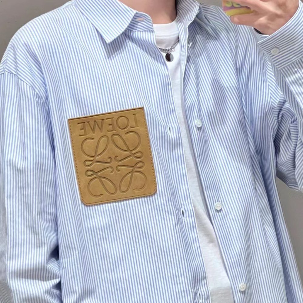 로에베 24SS 포켓 로고 스트라이프 셔츠