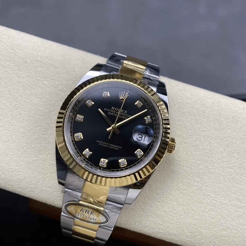 롤렉스 데이저스트 검판 다이얼 10P 다이아 YG 콤비 오이스터 41mm 126333