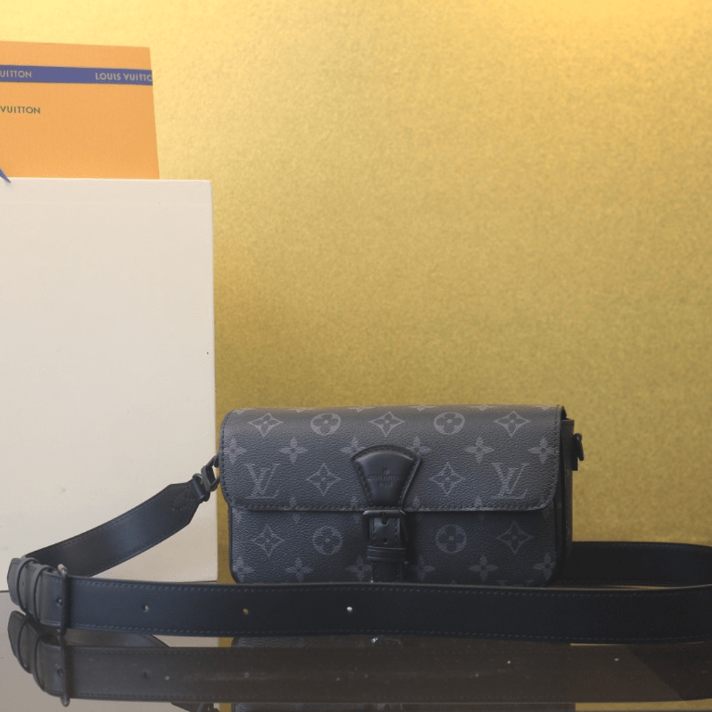 루이비통 몽수리 웨어러블 월릿 모노그램 이클립스 M83567