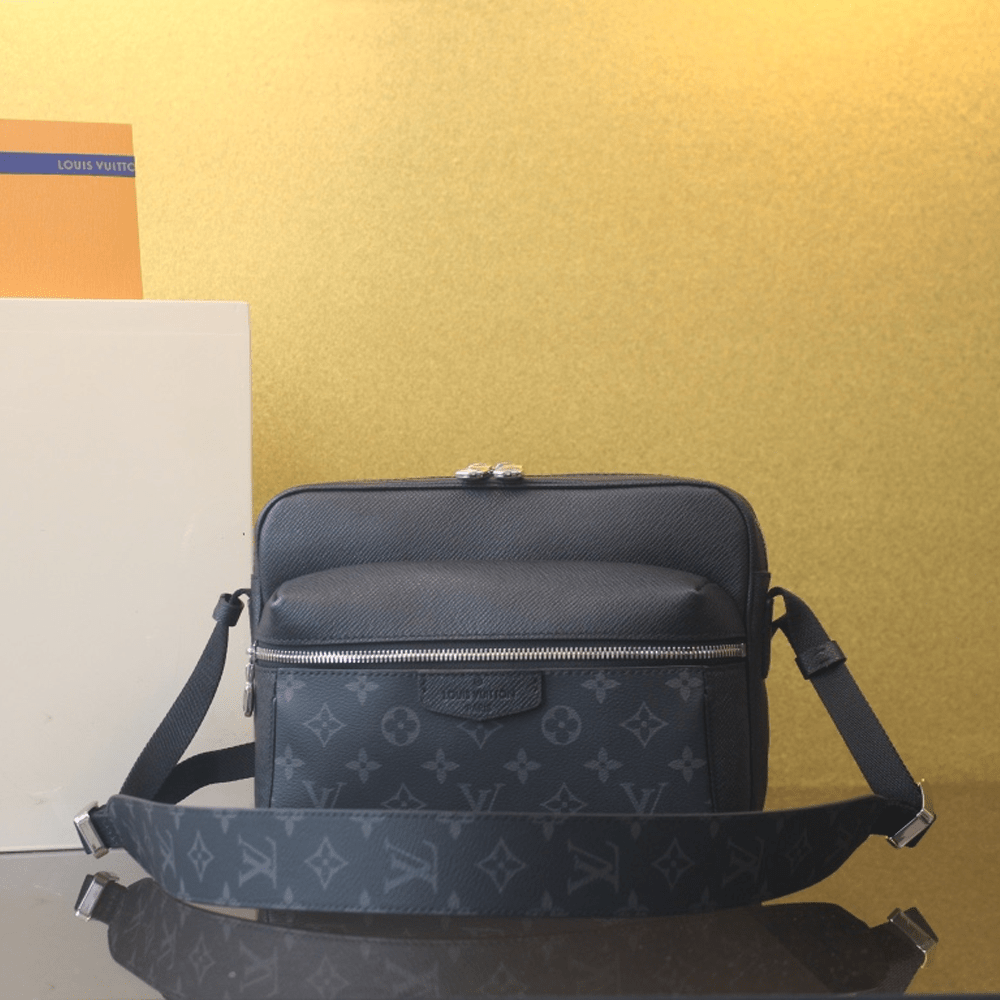 루이비통 남성 아웃도어 메신저 백 M30233